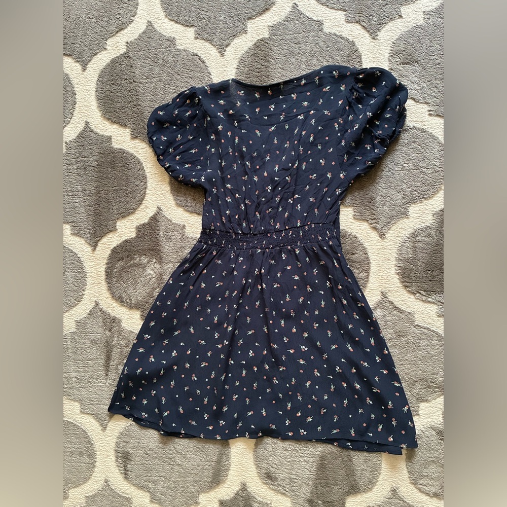 Cotton On Women's Short Sleeve Crepe V Neck Skater Dress Navy Sz XS floral ditsy - Picture 7 of 8